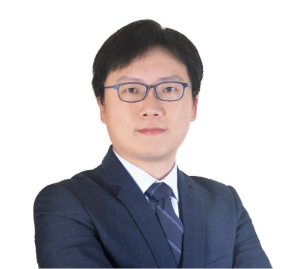 高峰对话 | 东方日升首席技术官杨伯川将出席本次高峰对话环节